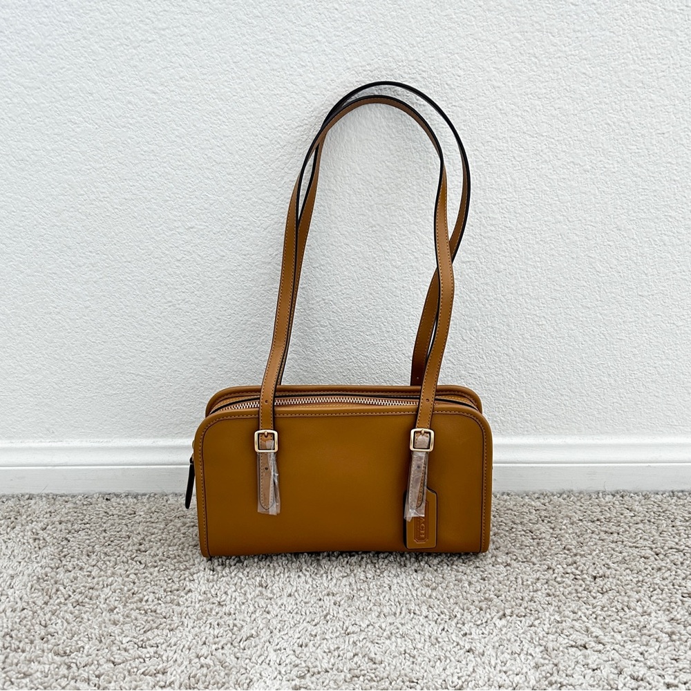 NWT Coach Swing Zip Bag in Honey Brown, New with Tag, $395
